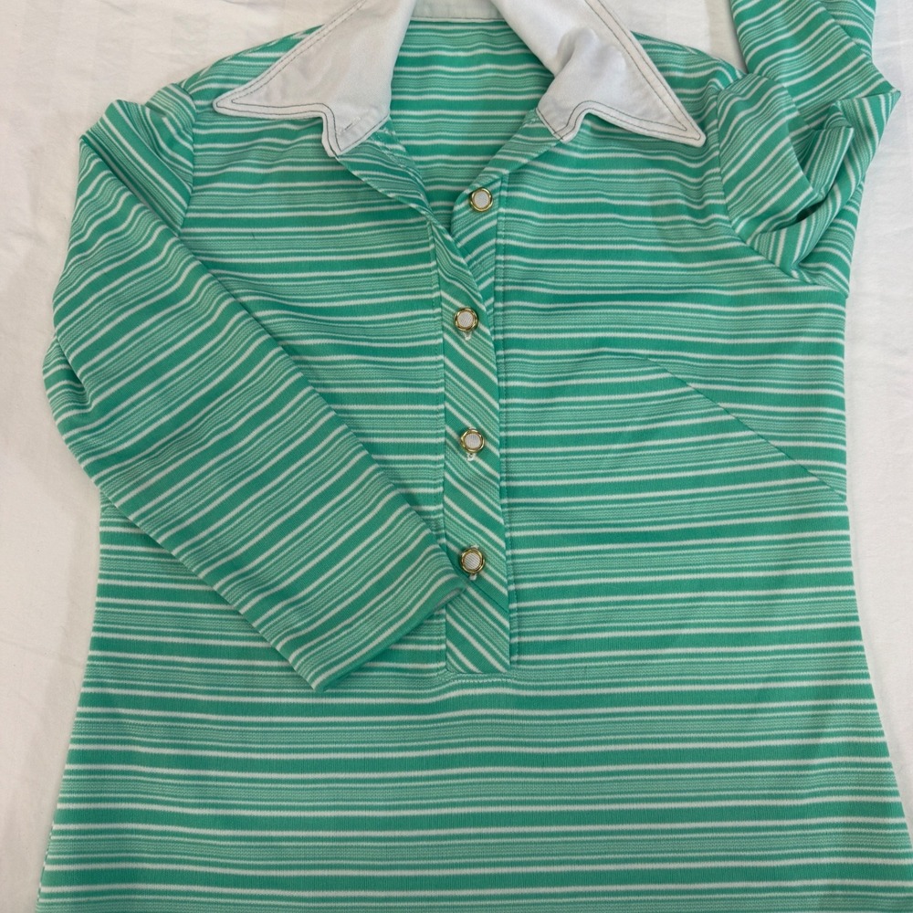 Vintage 1970s Green White Striped Long Sleeve Top Disco MCM Groovy Reyro 60s